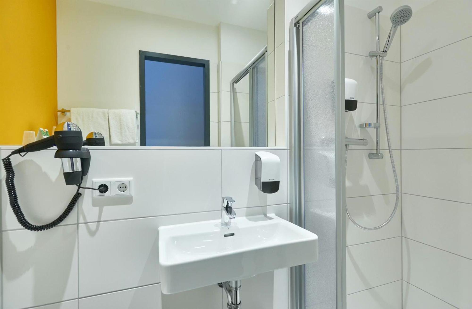 Mcdreams Hotel Duesseldorf-City, Dusseldorf
